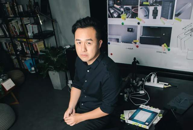 xbot咖啡机器人：谁是产业的终局麻将胡了2游戏入口瑞幸咖啡 VS(图2)